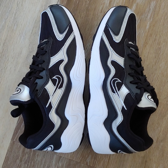 NWOT Nike Air Zoom Alpha 1996 Retro Running Shoes main image 5
